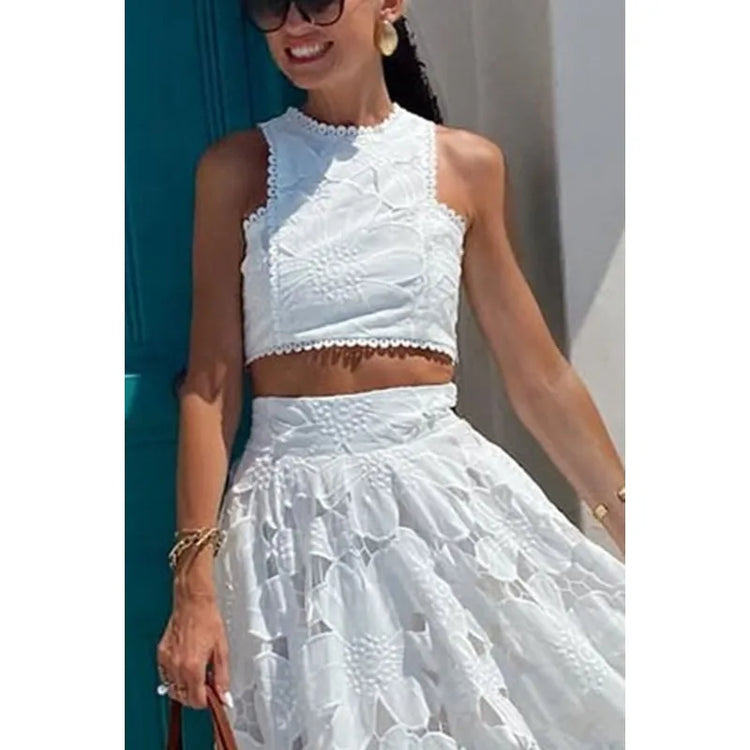 Tienda online, Ropa femenina, Outfit romántico, Moda mujer, Moda femenina, Maxi falda, Dos piezas, Crop top, Conjunto encaje, Conjunto elegante