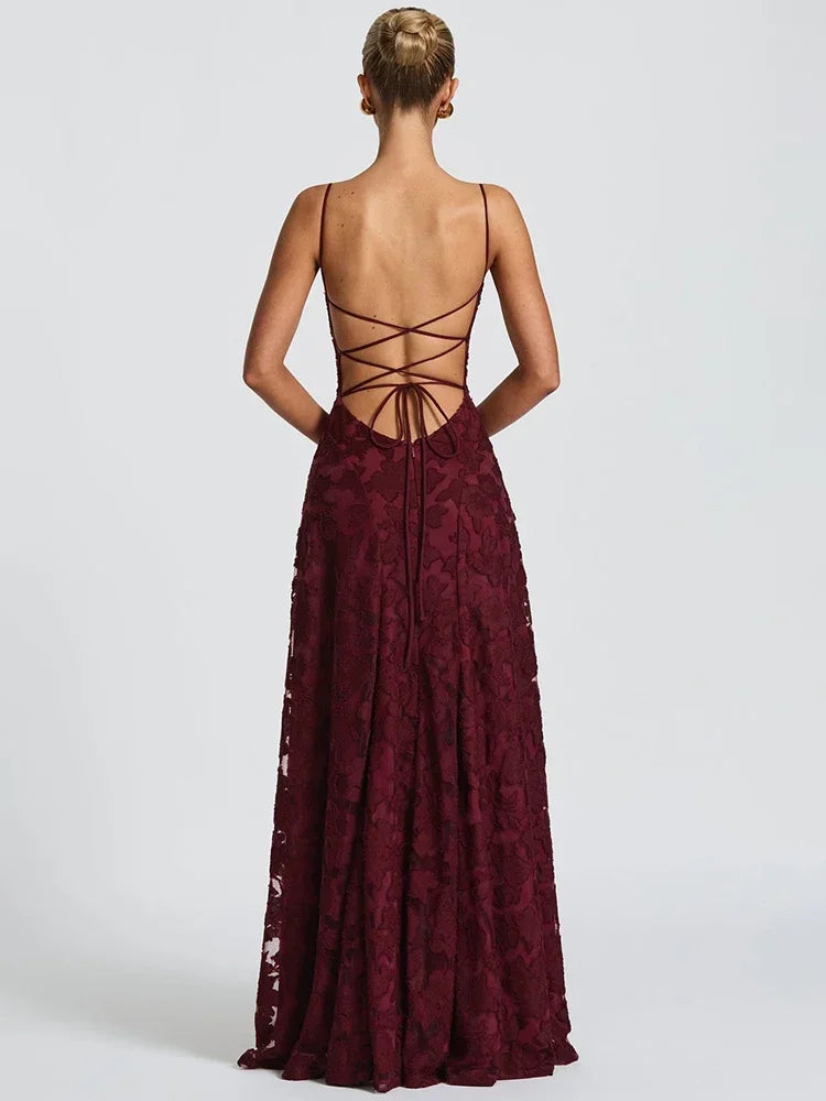 Vestido largo, Vestido elegante, Vestido de gala ajustado, Tirantes finos, Tienda online, Ropa femenina, Outfit noche, Ocasiones especiales, Moda mujer, Falda encaje
