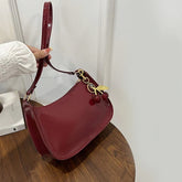 Tienda online, Moda femenina, Diseño minimalista, Bolso mujer, Bolso moderno, Bolso elegante, Bolso de mano, Bolso de hombro, Accesorios mujer, Acabado brillante
