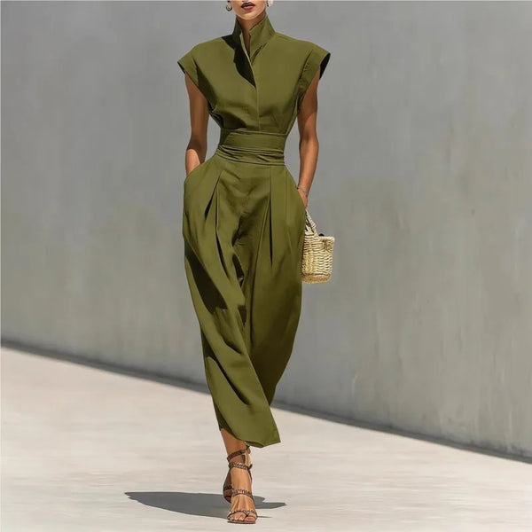 Vestido entallado, Vestido elegante, Tienda online, Ropa femenina, Plisado cintura, Outfit femenino, Moda mujer, Moda femenina, Estampado primavera, Escote en V
