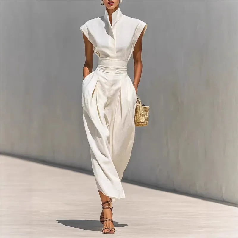 Vestido entallado, Vestido elegante, Tienda online, Ropa femenina, Plisado cintura, Outfit femenino, Moda mujer, Moda femenina, Estampado primavera, Escote en V
