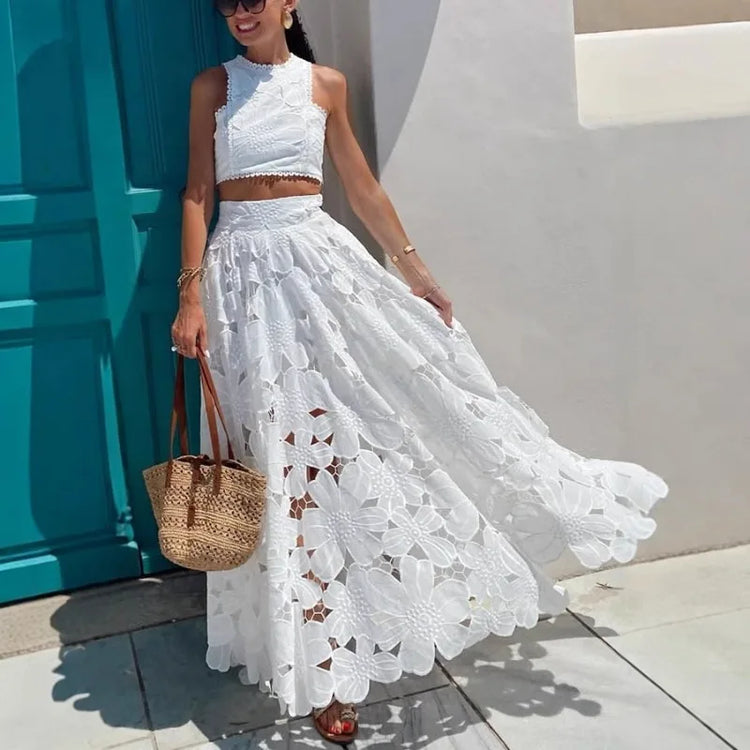 Tienda online, Ropa femenina, Outfit romántico, Moda mujer, Moda femenina, Maxi falda, Dos piezas, Crop top, Conjunto encaje, Conjunto elegante
