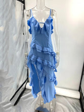 Volantes cascada, Vestido Ocean Breeze, Vestido elegante, Vestido azul cielo, Tirantes finos, Tienda online, Ropa femenina, Outfit verano, Moda mujer, Moda femenina

