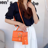 Tienda online, Moda femenina, Bolso para eventos, Bolso mujer, Bolso moderno, Bolso elegante, Bolso de fiesta, Bolso cuadrado, Bolso bandolera, Accesorios mujer
